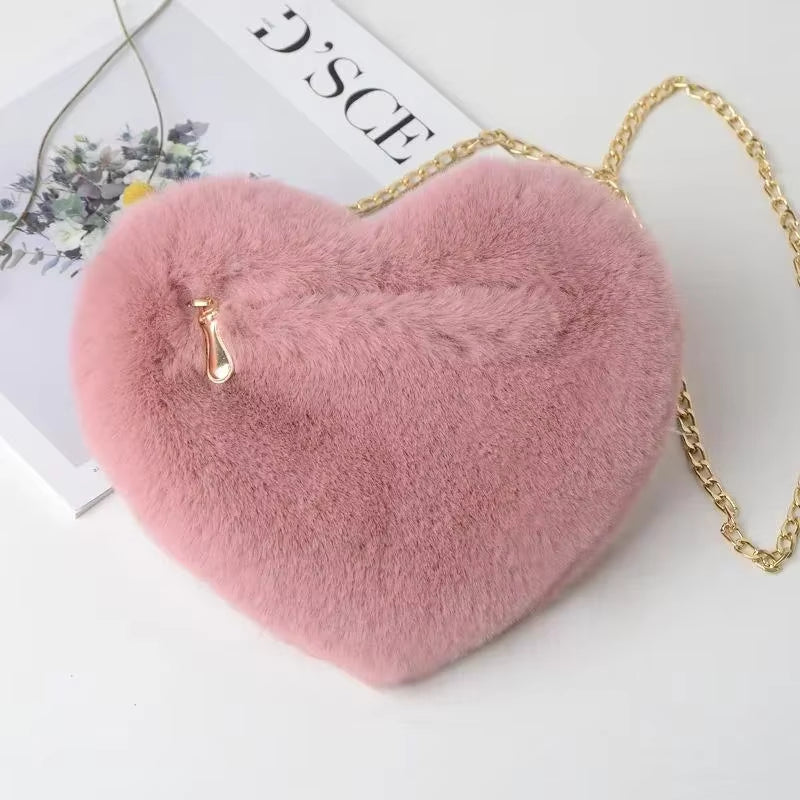 Faux Fur Heart Purse Fluffy Crossbody Bag Chain Shoulder Bag Fashion Cute Wallet Purse Women Lady Handbag Women Mini Bag